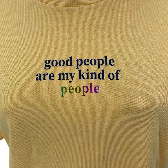 NEW Levi's Women's Yellow Crewneck Short Sleeve Graphic Tee T-shirt Top Size S - Picture 3 of 4